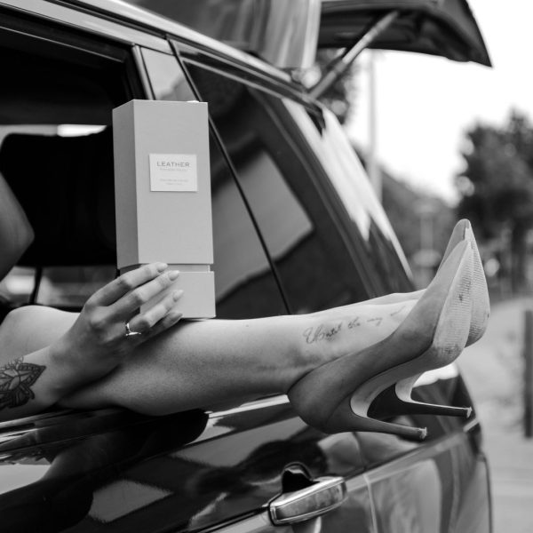 Leather Diffuser Porcelain Peony